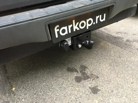 Фаркоп Лидер Плюс для Toyota Hilux 2010-2015 T114-FC в Тольятти