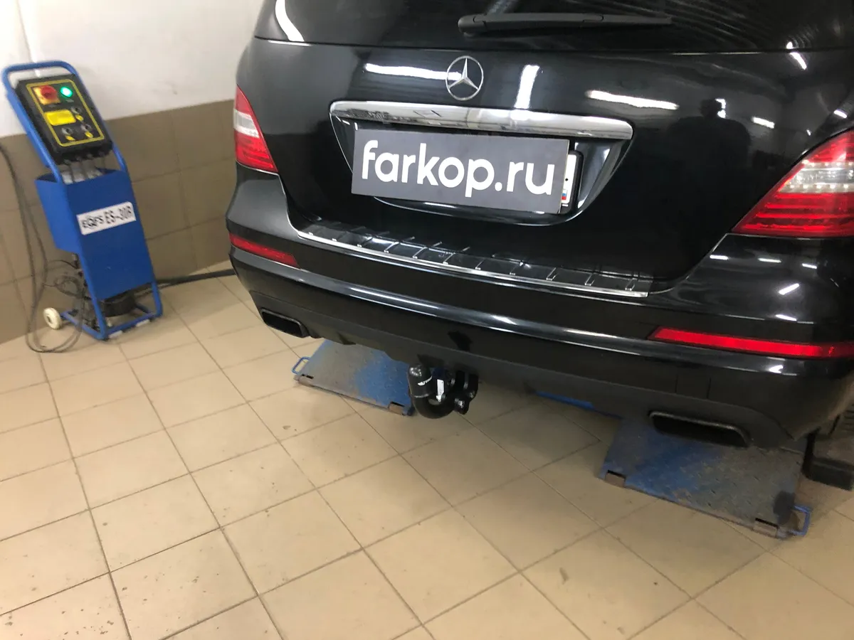 Фаркоп Steinhof для Mercedes R-class 2006-2017 Арт. M-146 M-146 в Тольятти Фаркоп Steinhof для Mercedes R-class 2006-2017 Арт. M-146 M-146 в Тольятти
