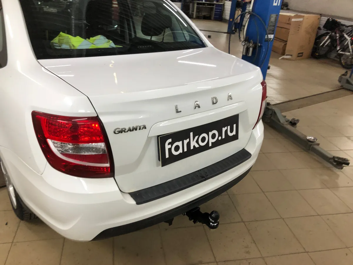 Фаркоп TowRus для Lada Granta (вкл. Cross) 2012- 279529 в Тольятти Фаркоп TowRus для Lada Granta (вкл. Cross) 2012- 279529 в Тольятти