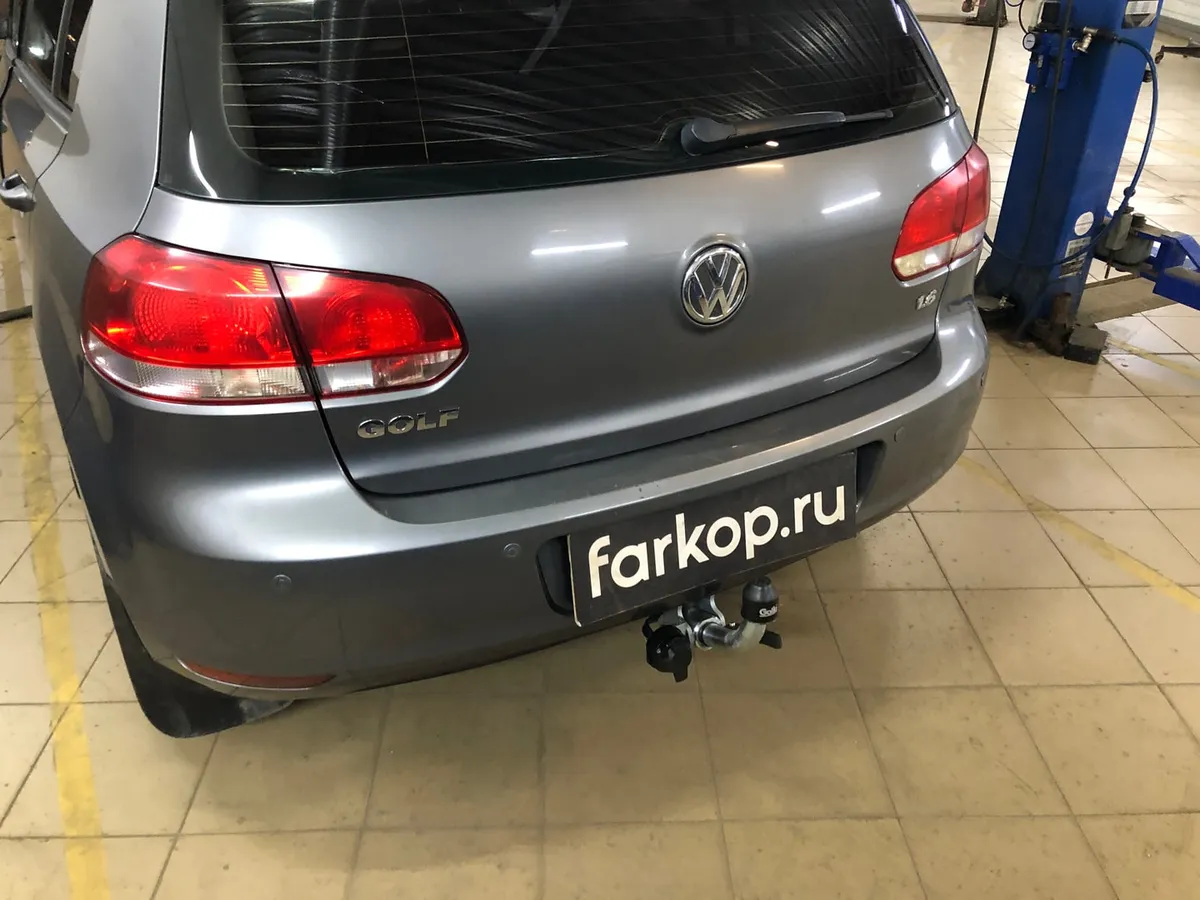 Фаркоп Galia для Volkswagen Golf 2008-2013 A038C в Тольятти
