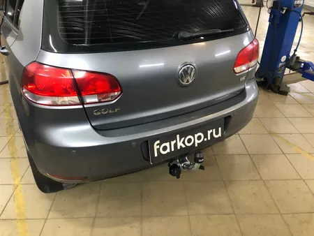 Фаркоп Galia для Volkswagen Golf 2008-2013 A038C в Тольятти