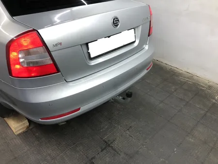 Фаркоп Galia для Skoda Octavia (лифтбек, универсал, вкл. Scout) 2005-2013 S086C в Тольятти