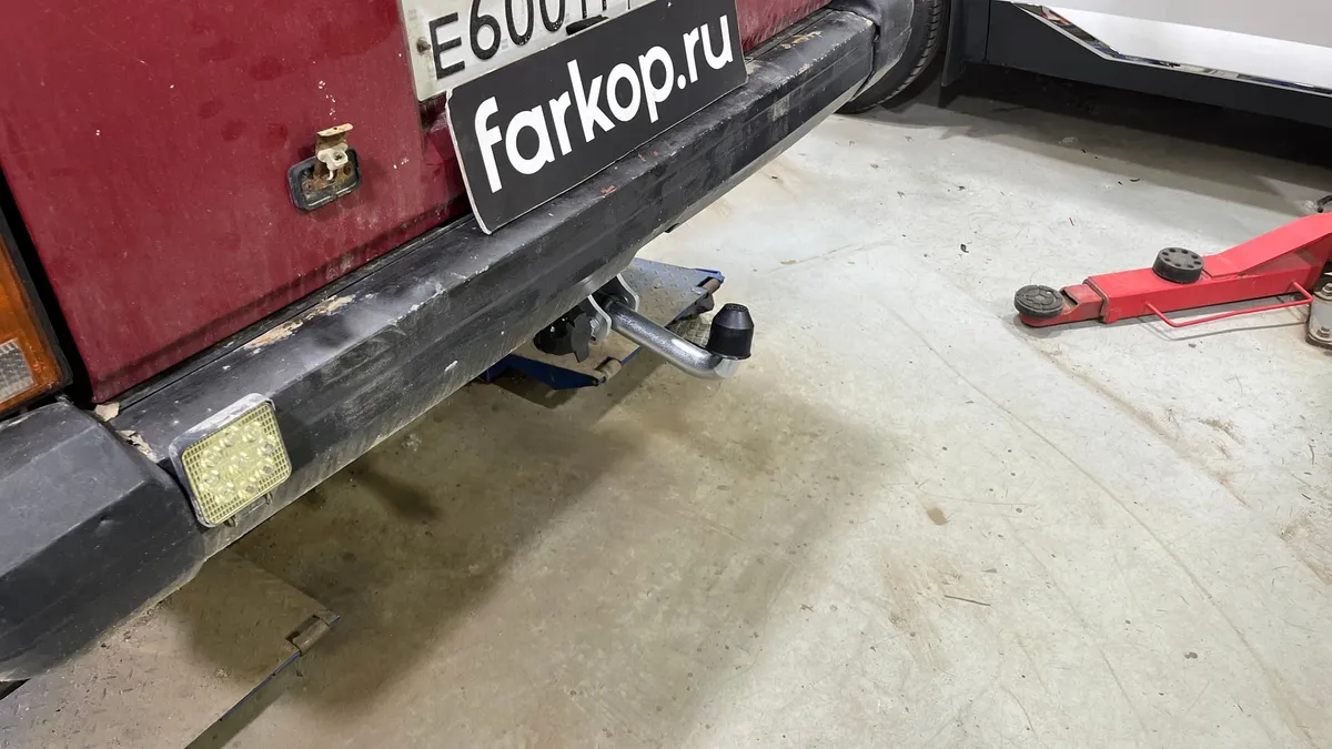 Фаркоп Galia для Jeep Cherokee 1997-2001 J005A в Тольятти