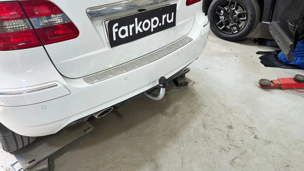 Фаркоп Galia для Mercedes B-class 2005-2011 M113A в Тольятти Фаркоп Galia для Mercedes B-class 2005-2011 M113A в Тольятти