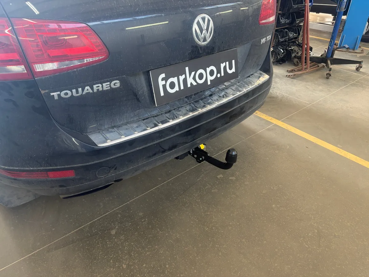 Фаркоп Berg для Volkswagen Touareg 2010-2018 F.5813.003 в Тольятти Фаркоп Berg для Volkswagen Touareg 2010-2018 F.5813.003 в Тольятти