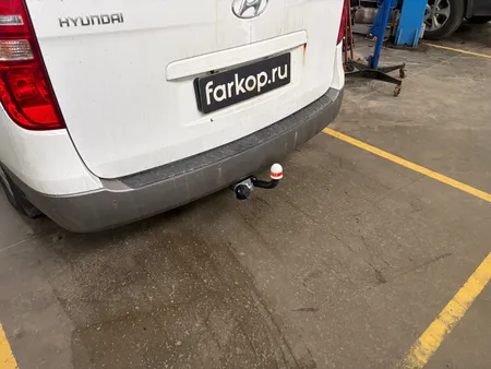 Фаркоп Трейлер для Hyundai H1 2008-2018  7270 в Тольятти