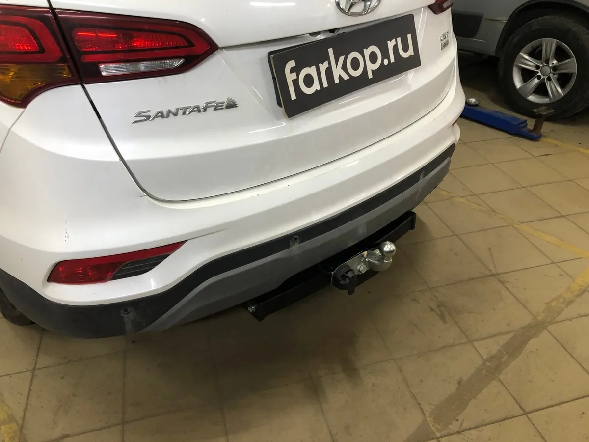 Фаркоп Лидер Плюс для Hyundai Santa Fe 2012-2018 H224-F в Тольятти